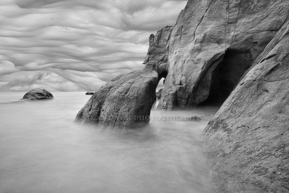 Sea cave_dramatic clouds drk _D852908